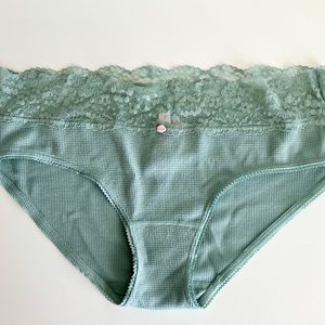Victoria's Secret Lace Waist Cotton Waffle Hiphugger Panty Large NWT Sz Large